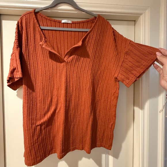 Universal Thread Rust Textured Blouse - Picture 2 of 4